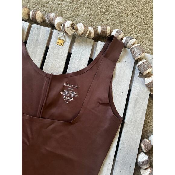 STRM LINE Shape Brown WYOB Bodysuit - Picture 3 of 10